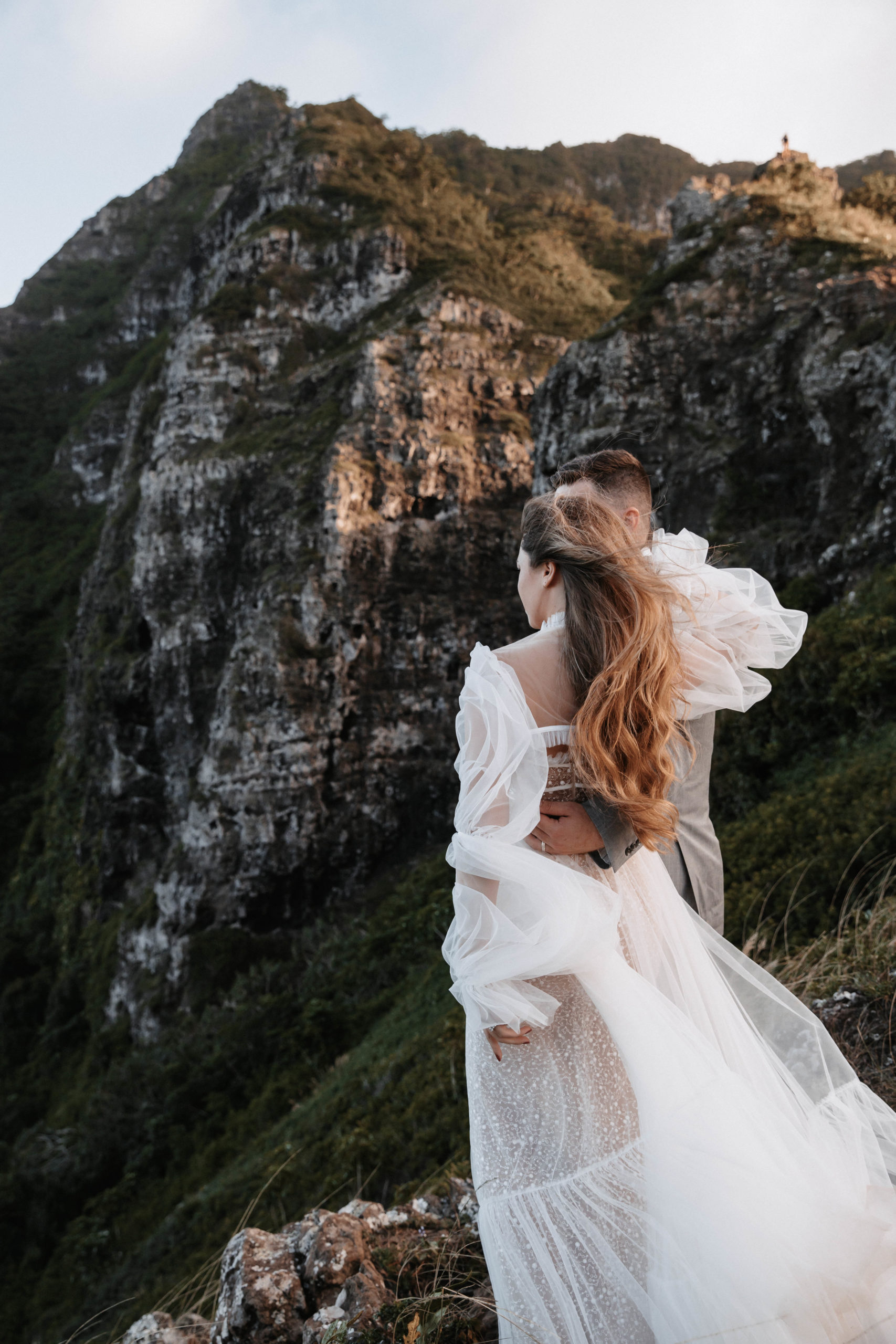 Crouching Lion Mountain Elopement
