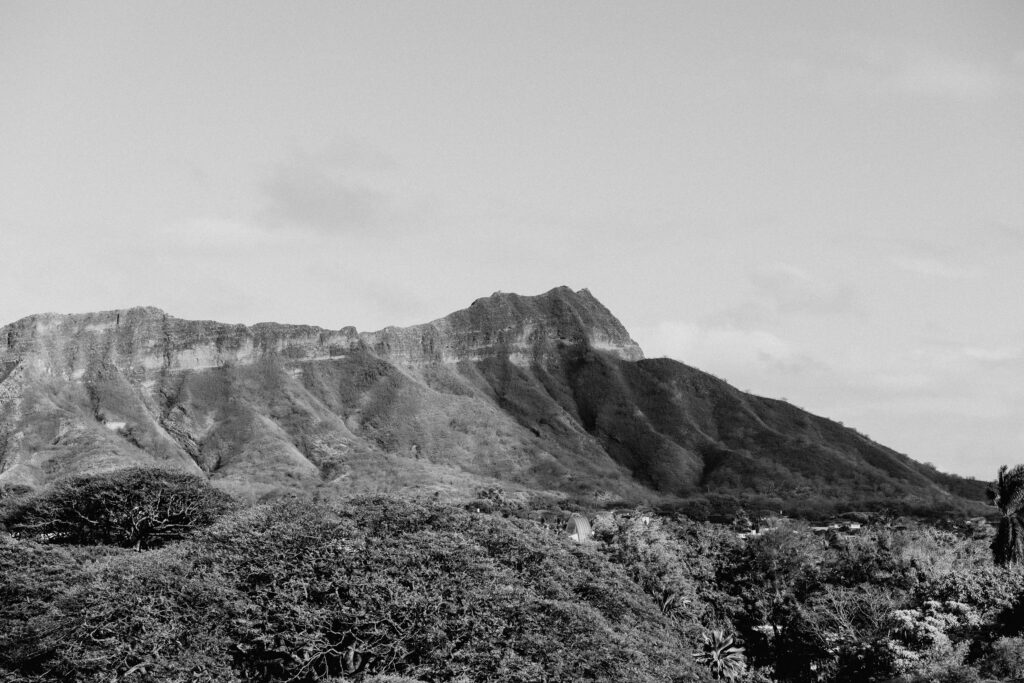 Black and white view of Diamond Head from a Hawaii wedding venue, showcasing the iconic landscape near Waikiki.